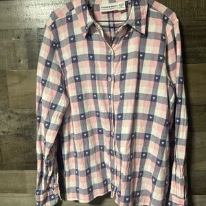 Grannycore vintage Pink and Blue Checkered Ladies Shirt with heart accents